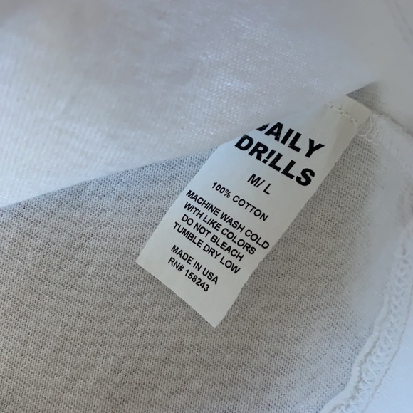 Daily drills cropped top tee - Picture 3 of 5